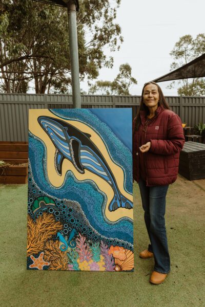 Artist Leeanne Hunter with The Journey of an Artist and a Humpback Whale