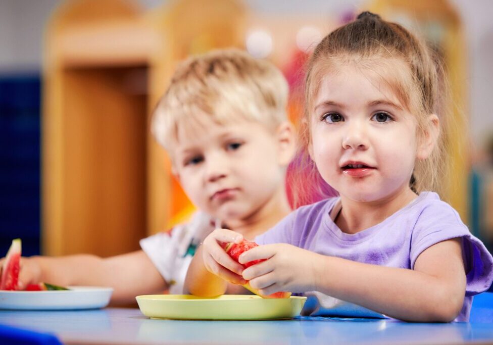 Milestones Worongary, toddler-eating (1)